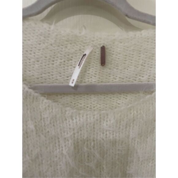 NWOT Free People Flurry Pullover Sweater Size Medium - Picture 4 of 9